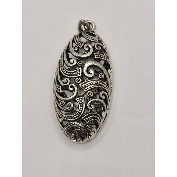 Silver Charm Jewelry - Vintage Silver Tone Pendant Charm